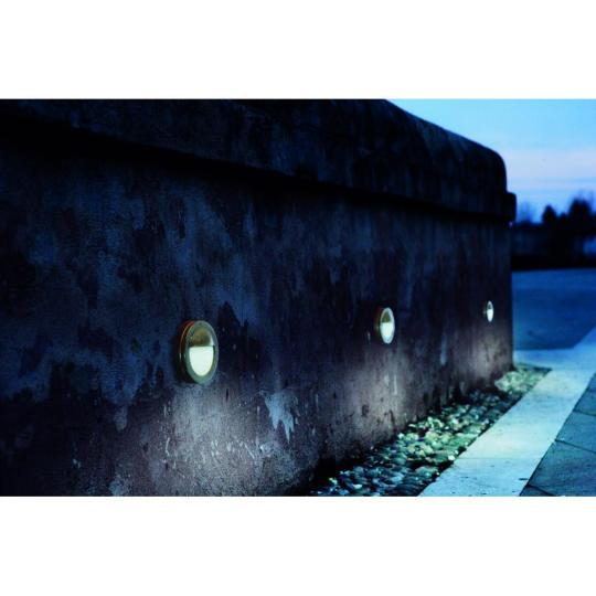 il fanale 247.02.OO modern kikotot loft rez uveg kerek design beepitheto oldalfal vilagitas mennyezeti vizallo lampa rez rampavilagitas jarda.jpg